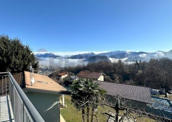 Vista delle montagne - Villa Via Ponte Tresa
 
22, Cadegliano-Viconago - foto 37