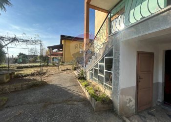 Casa all\'aperto - Casa indipendente VIA LAVIZZARI
 
12, Rodero - foto 8