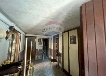 Hall / corridoio - Casa indipendente VIA LAVIZZARI
 
12, Rodero - foto 16