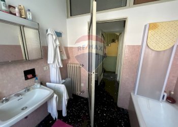 Bagno - Casa indipendente VIA LAVIZZARI
 
12, Rodero - foto 20