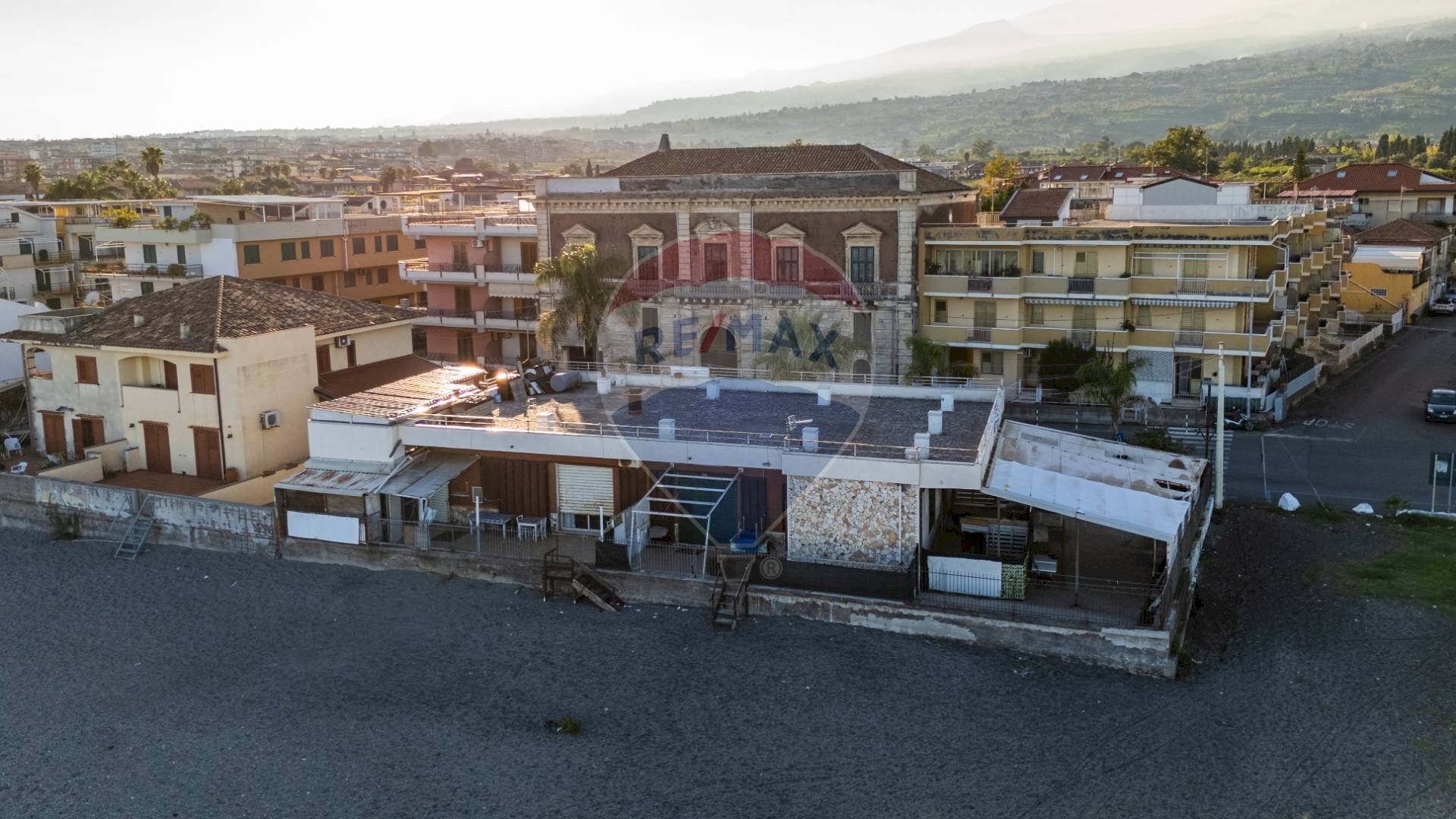 Intero complesso lato mare - Casa indipendente Via Spiaggia
 
324, Mascali - foto 1