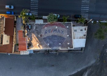 Sezione terrazza panoramica - Casa indipendente Via Spiaggia
 
324, Mascali - foto 52