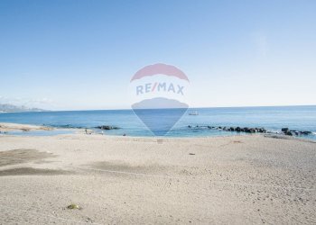 Arenile di pertinenza - Casa indipendente Via Spiaggia
 
324, Mascali - foto 6