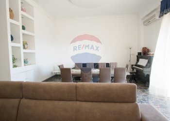 Salone - Casa indipendente Via Spiaggia
 
324, Mascali - foto 11