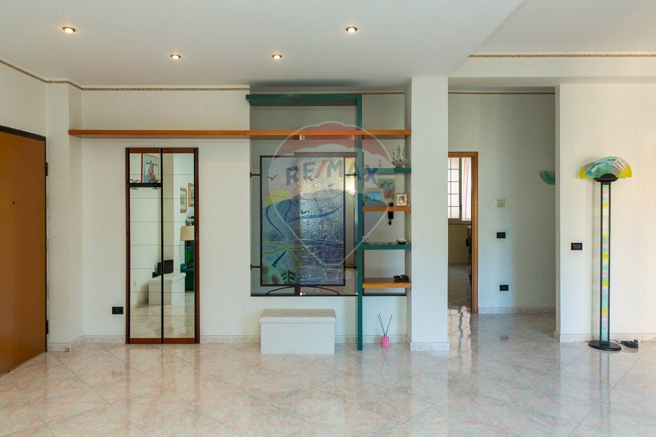 Stanza vuota - Quadrilocale Via della Liberazione
 
4, Carlentini - foto 2