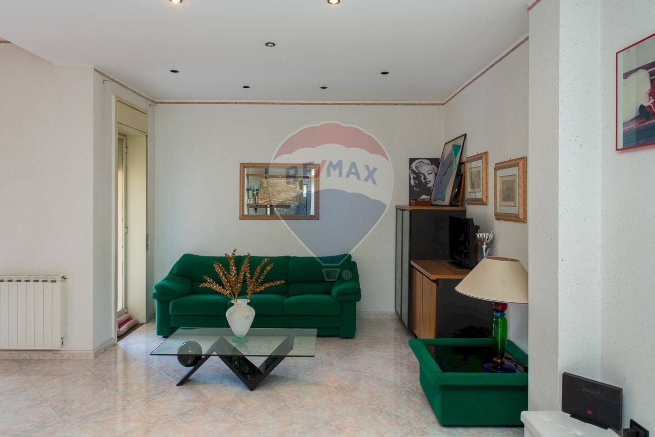 Soggiorno - Quadrilocale Via della Liberazione
 
4, Carlentini - foto 3