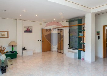 Soggiorno - Quadrilocale Via della Liberazione
 
4, Carlentini - foto 4