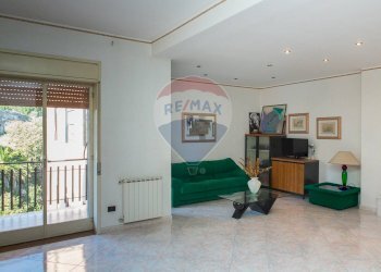 Soggiorno - Quadrilocale Via della Liberazione
 
4, Carlentini - foto 7