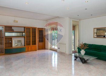 Soggiorno - Quadrilocale Via della Liberazione
 
4, Carlentini - foto 9