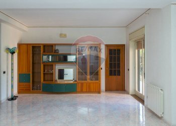 Stanza vuota - Quadrilocale Via della Liberazione
 
4, Carlentini - foto 10