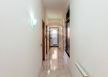 Hall / corridoio - Quadrilocale Via della Liberazione
 
4, Carlentini - foto 28
