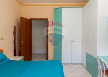 Camera / camera da letto - Quadrilocale Via della Liberazione
 
4, Carlentini - foto 38