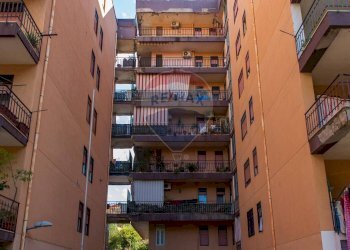 Edificio all\'aperto - Quadrilocale Via della Liberazione
 
4, Carlentini - foto 53