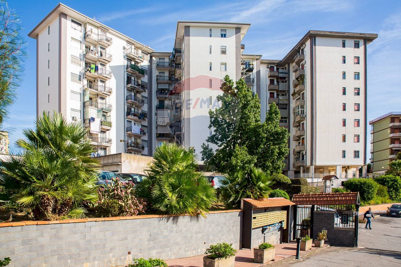 Edificio all\'aperto - Appartamento Viale Nitta
 
17, Catania - foto 3