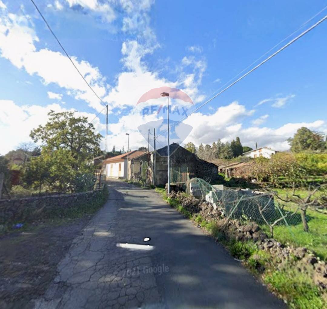 Casa all\'aperto - Terreno edificabile Via Sciare Pennisi
 
snc, Acireale - foto 2