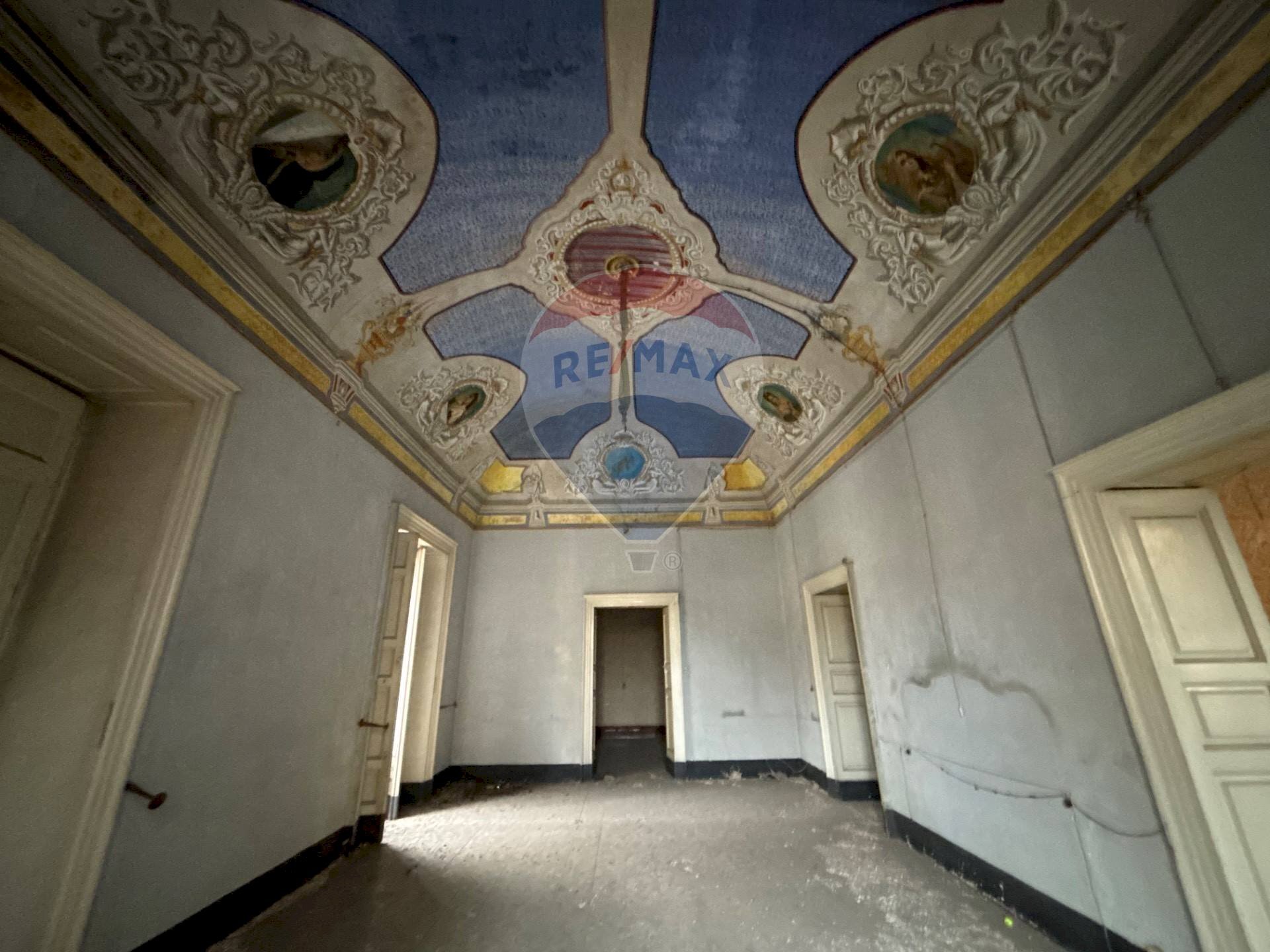 Stanza vuota - Quadrilocale Via Strano
 
7, Paterno - foto 1