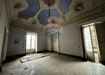 Stanza vuota - Quadrilocale Via Strano
 
7, Paterno - foto 4