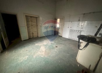 Stanza vuota - Quadrilocale Via Strano
 
7, Paterno - foto 9