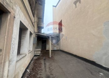 Terrazza - Quadrilocale Via Strano
 
7, Paterno - foto 11