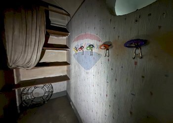 Camera / camera da letto - Quadrilocale Via Strano
 
7, Paterno - foto 23