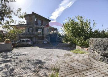 Casa all\'aperto - Villa Via Croce Del Sud
 
2, Catania - foto 1