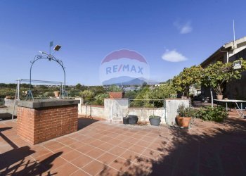 Terrazza - Villa Via Croce Del Sud
 
2, Catania - foto 7