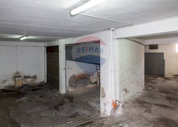Parcheggio - Box Viale Delle Medaglie D'oro
 
40, Catania - foto 6