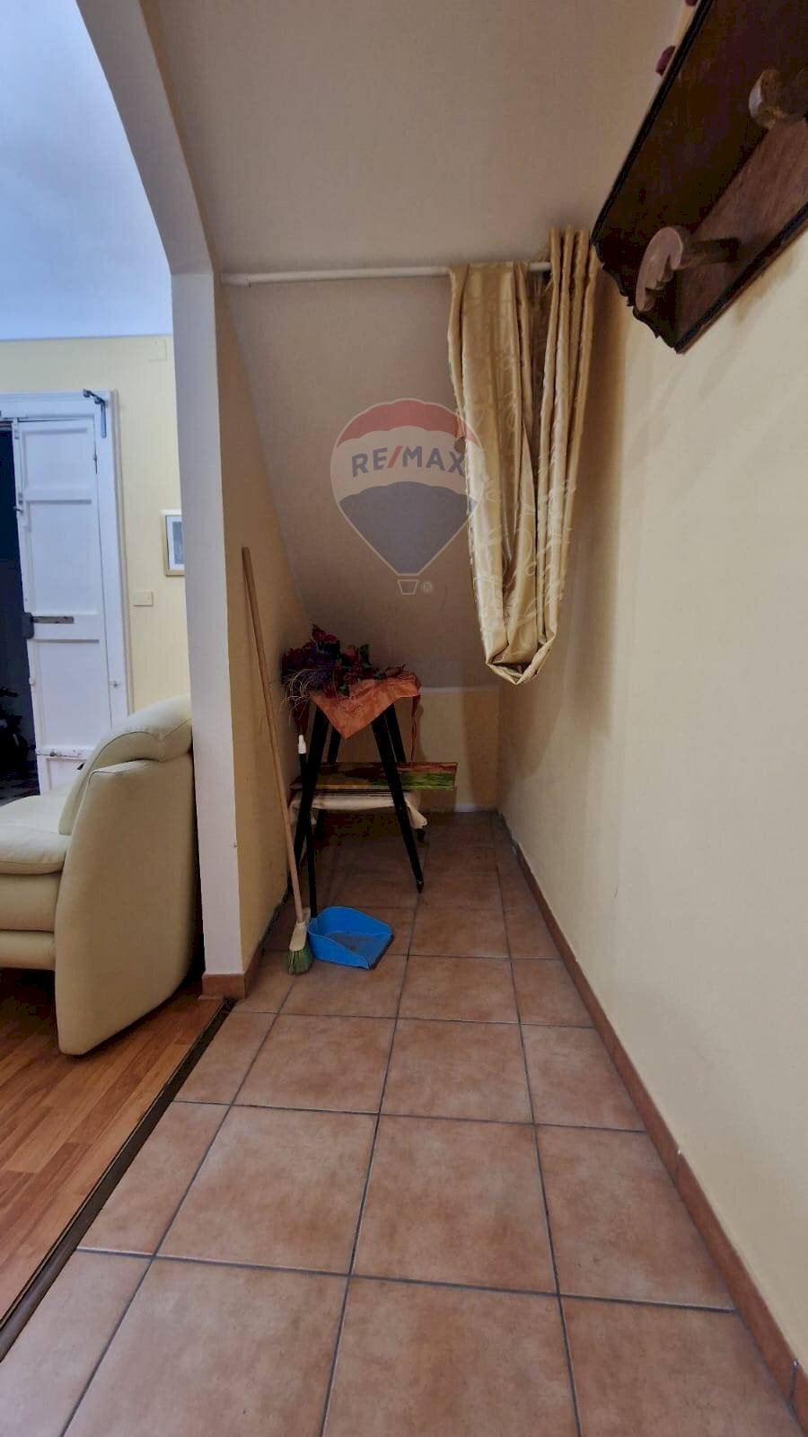 Camera / camera da letto - Trilocale Via Luigi Sturzo
 
140, Caltagirone - foto 3