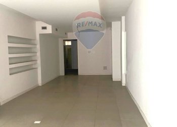 Stanza vuota - Locale Commerciale Via Andrea Da Bari
 
100, Bari - foto 6