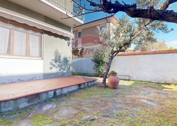 Terrazza - Trilocale Via Adone del Cima
 
30, Viareggio - foto 1