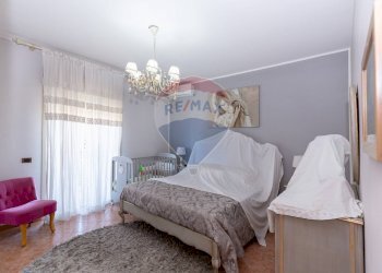 Camera / camera da letto - Trilocale Via Rua
 
78 E/F, Aci Catena - foto 3