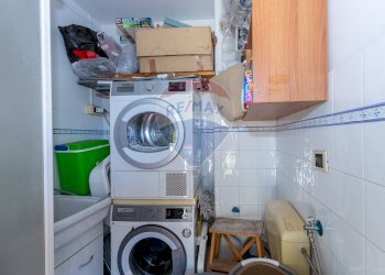 Lavanderia - Trilocale Via Rua
 
78 E/F, Aci Catena - foto 22