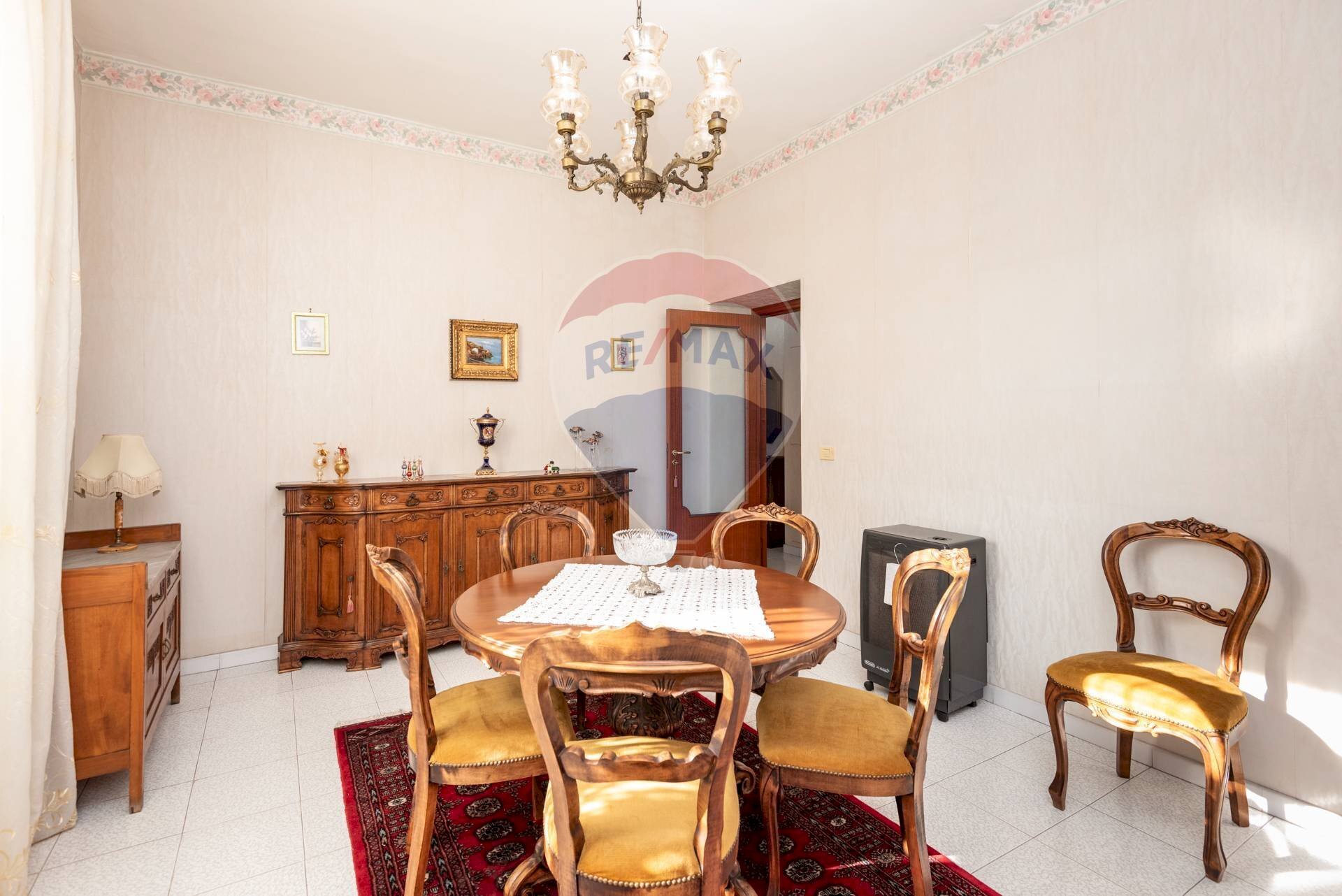 Sala da pranzo - Quadrilocale via nuovalucello
 
87, Catania - foto 3