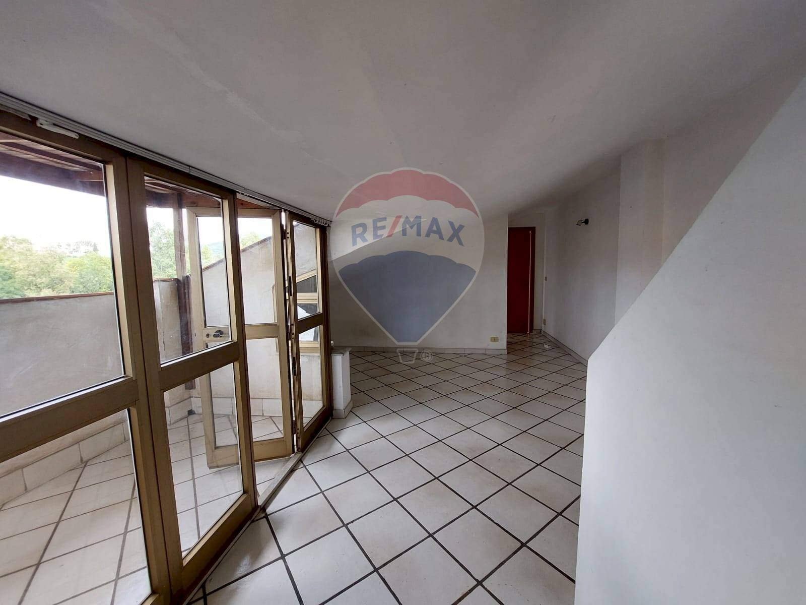 Stanza vuota - Attic via ruggero leoncavallo, Taormina - photo 3