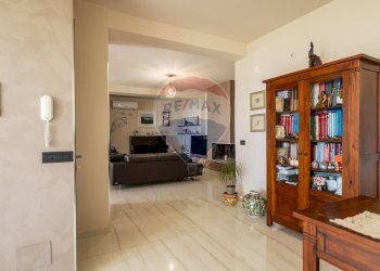 Soggiorno - Villa via Bellini
 
181, Piedimonte Etneo - foto 6