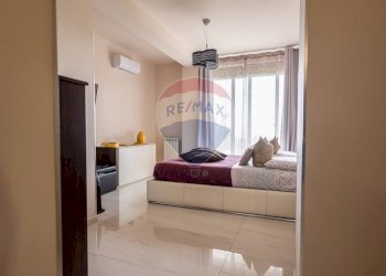 Camera / camera da letto - Villa via Bellini
 
181, Piedimonte Etneo - foto 31