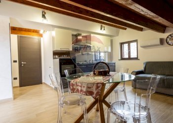 Sala da pranzo - Villa via Bellini
 
181, Piedimonte Etneo - foto 76