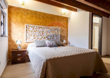 Camera / camera da letto - Villa via Bellini
 
181, Piedimonte Etneo - foto 93