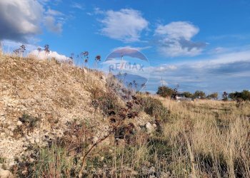 Vista delle montagne - Terreno agricolo Contrada San Salvatore
snc, Manfredonia - foto 5