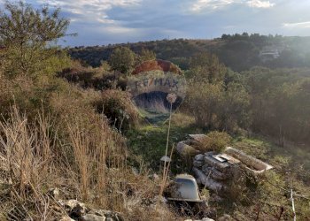 Vista delle montagne - Terreno agricolo Contrada San Salvatore
snc, Manfredonia - foto 14