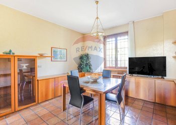 Sala da pranzo - Villa Via Dei Pini
 
13/B, Cerro al Lambro - foto 8