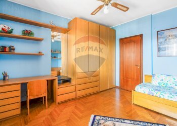 Camera / camera da letto - Villa Via Dei Pini
 
13/B, Cerro al Lambro - foto 20