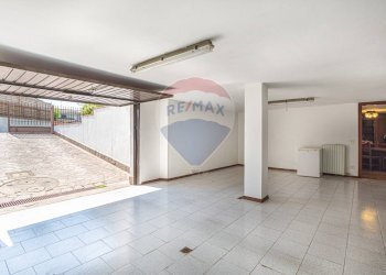 Parcheggio - Villa Via Dei Pini
 
13/B, Cerro al Lambro - foto 34