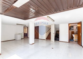 Stanza vuota - Villa Via Dei Pini
 
13/B, Cerro al Lambro - foto 35