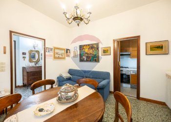 Sala da pranzo - Villa Via Costituente
 
CM, Brescello - foto 10