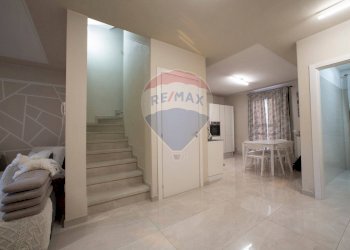 Scale - Villa a Schiera Esine - foto 13