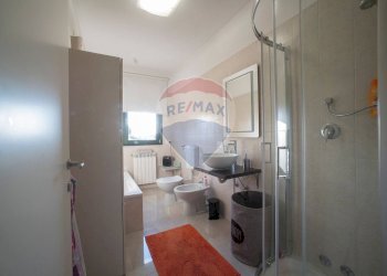 Bagno - Villa a Schiera Esine - foto 16