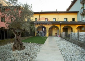 Casa all\'aperto - Villa a Schiera Esine - foto 32