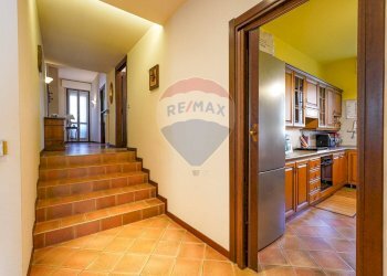 Hall / corridoio - Quadrilocale via de gasperi, Gessate - foto 21