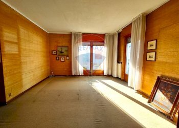 Stanza vuota - Quadrilocale corso Vittorio Veneto
 
27/3, Mede - foto 10